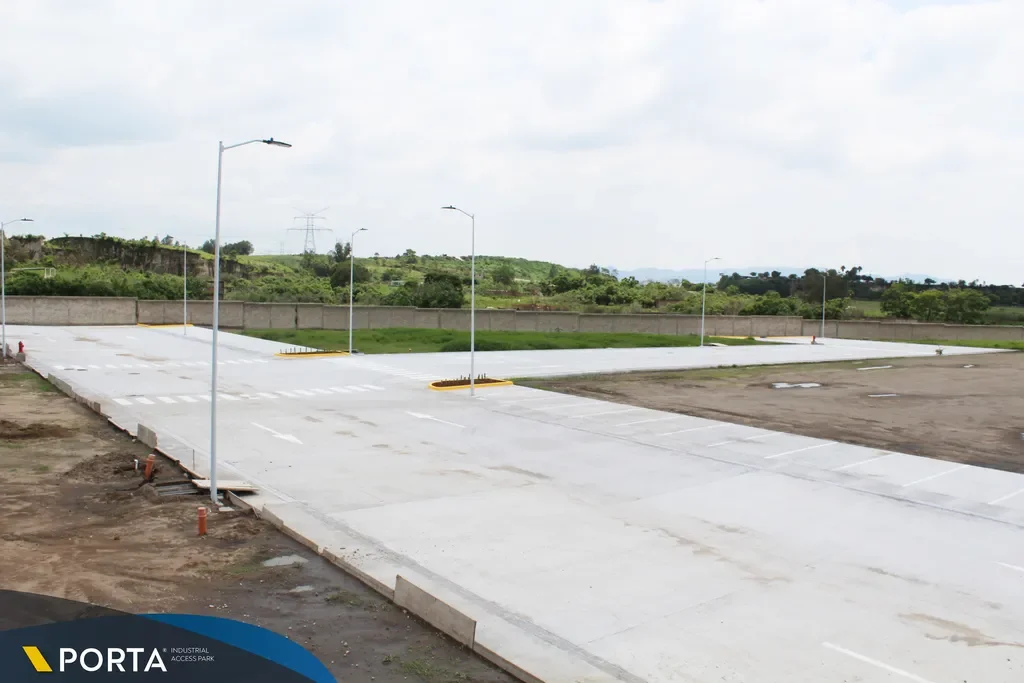 Terreno industrial en venta dentro de Porta Tala Jalisco 3